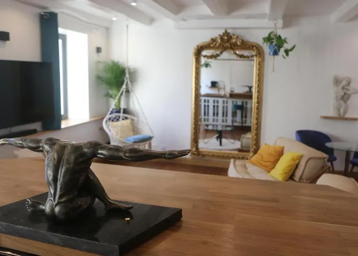 Le Cocon Aux Portes De La Place Stanislas Nancy